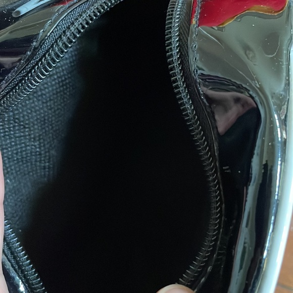 Betty Boop Purse Patent NWT 🖤🖤 - Picture 5 of 5